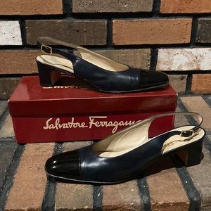 Salvatore Ferragamo Navy Vintage Pump Size 10 Narrow (4A) With Box